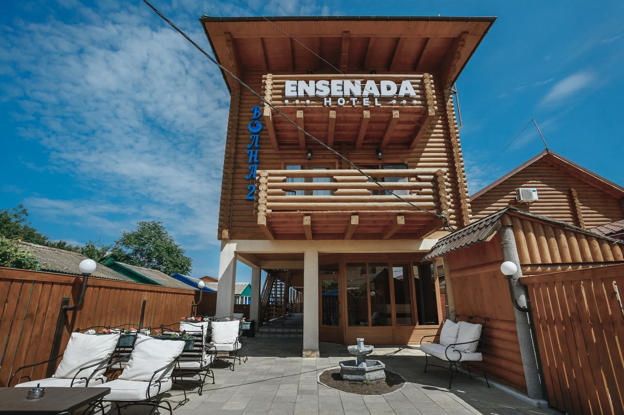 Ensenada Hotel Gribovka Exterior photo